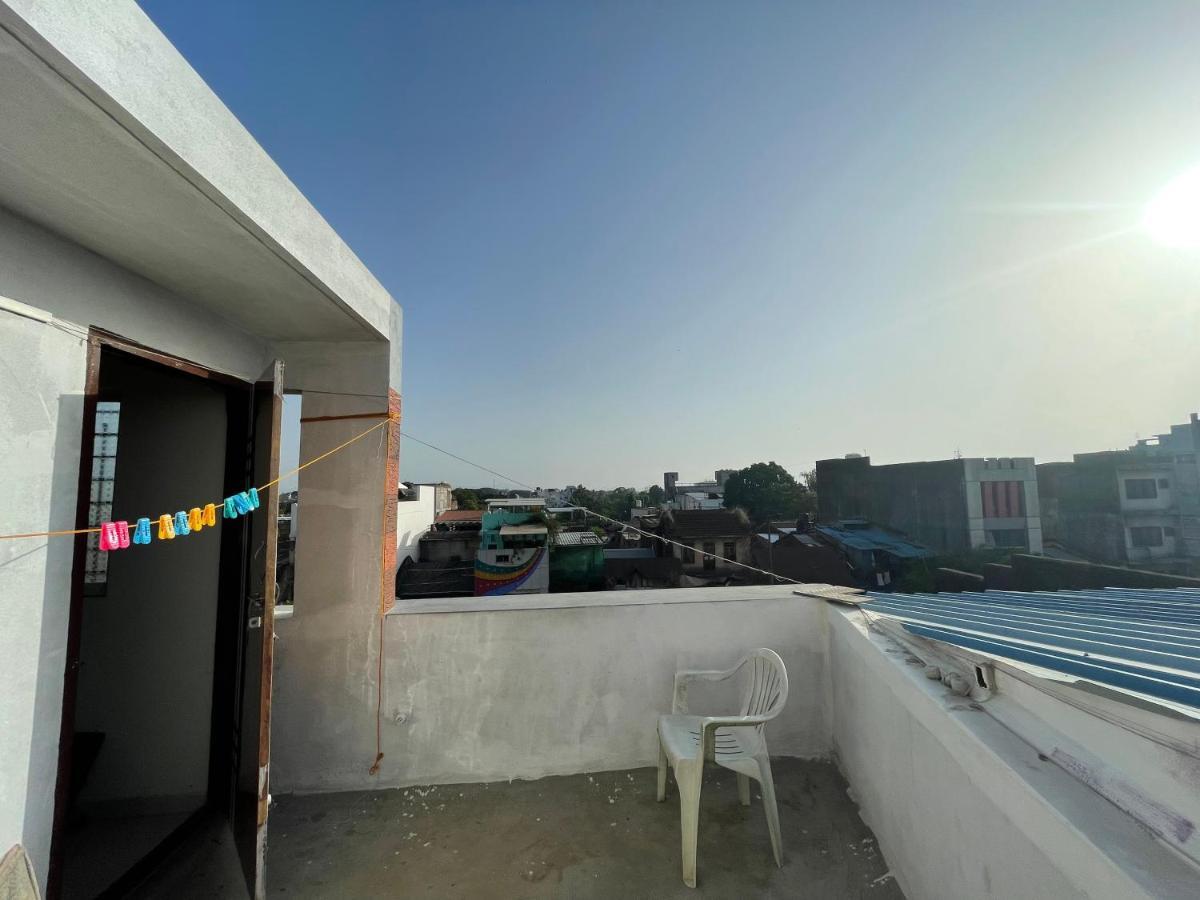 Shree Sadguru Krupa Yatri Niwas Villa Kolhapur Exterior foto