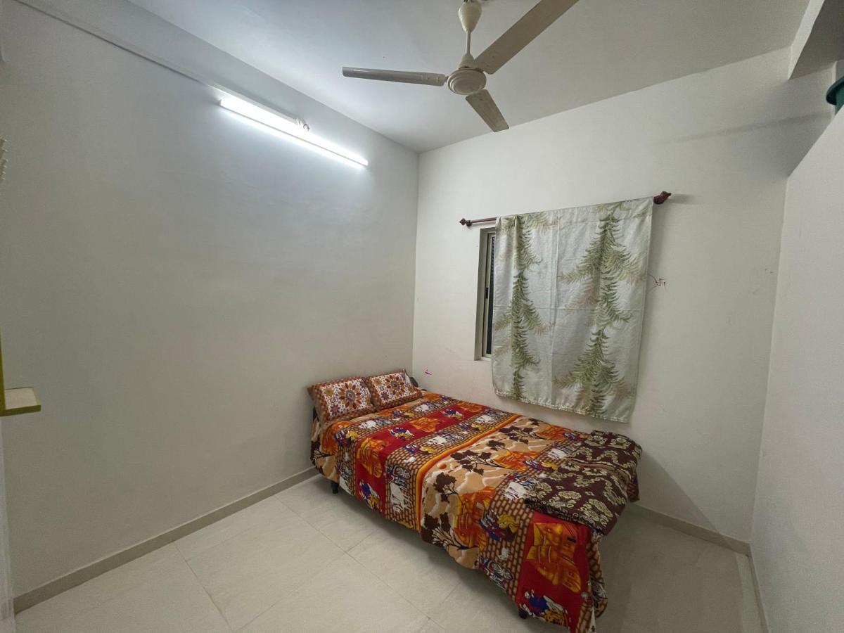 Shree Sadguru Krupa Yatri Niwas Villa Kolhapur Exterior foto
